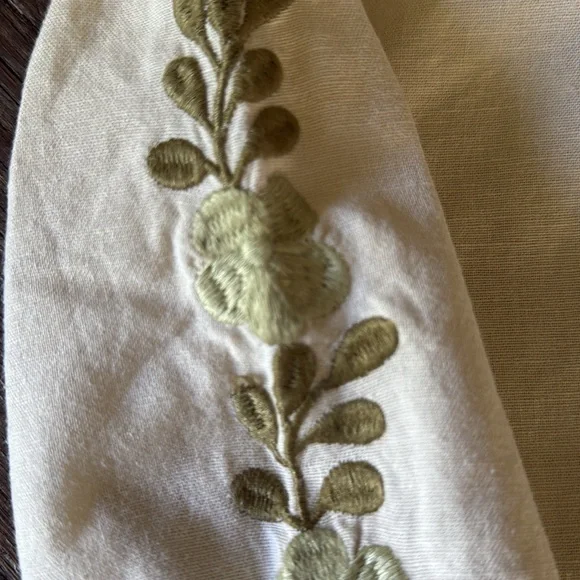 3-5y Apolina cotton embroidered blouse some faint stains see pics 🍀💚🌼 - Picture 3 of 6
